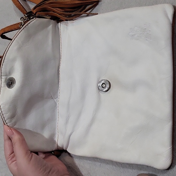 Vera Pelle Italy Leather Crossbody Bag - Picture 5 of 14